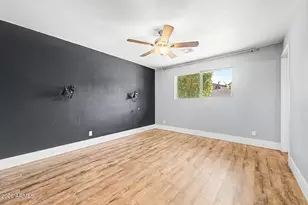 1341 E Orchid Ln, Phoenix, AZ 85020 - Photo 18