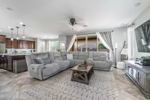 10533 E Kinetic Dr, Mesa, AZ 85212 - Photo 18