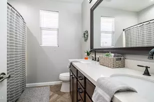 10533 E Kinetic Dr, Mesa, AZ 85212 - Photo 8