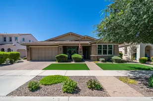 10533 E Kinetic Dr, Mesa, AZ 85212 - Photo 2