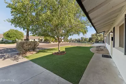 13842 N 37th Way, Phoenix, AZ 85032 - Photo 4