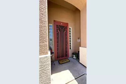 7576 W Betty Elyse Lane, Peoria, AZ 85382 - Photo 2