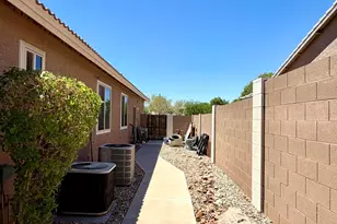 7576 W Betty Elyse Ln, Peoria, AZ 85382 - Photo 24