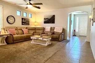 7576 W Betty Elyse Ln, Peoria, AZ 85382 - Photo 8