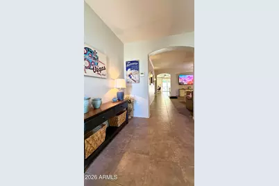7576 W Betty Elyse Lane, Peoria, AZ 85382 - Photo 4