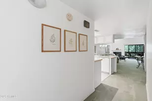 8651 E Royal Palm Rd, Scottsdale, AZ 85258 - Photo 2