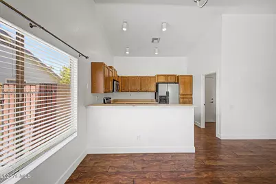 25 W Sequoia Drive, Phoenix, AZ 85027 - Photo 10