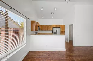 25 W Sequoia Dr, Phoenix, AZ 85027 - Photo 10