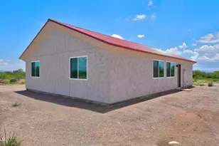 7923 E Bloomfield Rd, Hereford, AZ 85615 - Photo 6