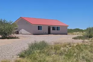 7923 E Bloomfield Rd, Hereford, AZ 85615 - Photo 2