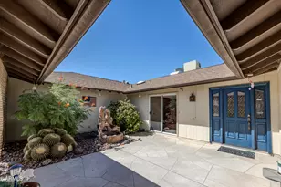 10415 W Ridgeview Rd, Sun City, AZ 85351 - Photo 2