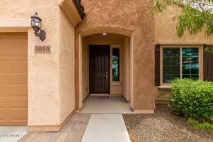 1019 W Spur Dr, Phoenix, AZ 85085 - Photo 4