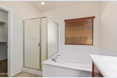 1019 W Spur Drive, Phoenix, AZ 85085 - Photo 16