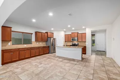 1019 W Spur Drive, Phoenix, AZ 85085 - Photo 8