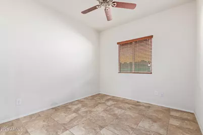 1019 W Spur Drive, Phoenix, AZ 85085 - Photo 22