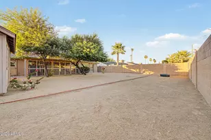 3821 E Wethersfield Rd, Phoenix, AZ 85032 - Photo 30