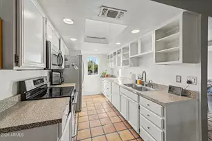 3821 E Wethersfield Rd, Phoenix, AZ 85032 - Photo 12