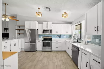 5301 W Aster Drive, Glendale, AZ 85304 - Photo 2