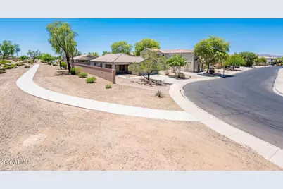 17429 W Watson Lane, Surprise, AZ 85388 - Photo 32