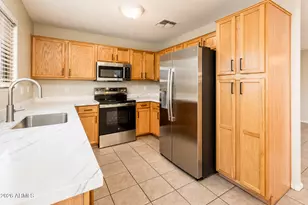 17429 W Watson Ln, Surprise, AZ 85388 - Photo 14