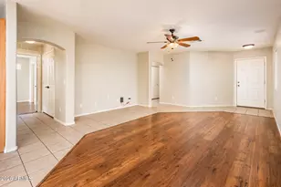 17429 W Watson Ln, Surprise, AZ 85388 - Photo 10