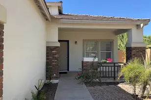 2584 E Del Rio Ct, Gilbert, AZ 85295 - Photo 2