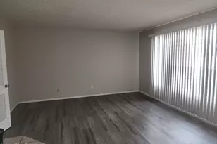 8425 E Crestwood Way, Scottsdale, AZ 85250 - Photo 6
