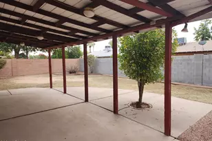 8425 E Crestwood Way, Scottsdale, AZ 85250 - Photo 20