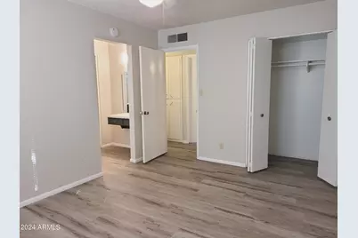8425 E Crestwood Way, Scottsdale, AZ 85250 - Photo 10