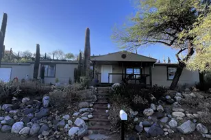 19200 E Saguaro Dr, Black Canyon City, AZ 85324 - Photo 2