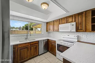 2111 W Claremont St, Phoenix, AZ 85015 - Photo 6