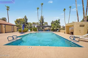 2111 W Claremont St, Phoenix, AZ 85015 - Photo 30