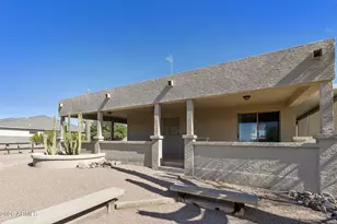 10646 E Jensen St, Mesa, AZ 85207 - Photo 4