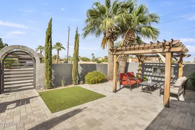 3141 E Sierra Street, Phoenix, AZ 85028 - Photo 8