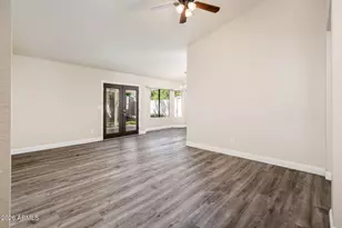 2717 E Dry Creek Rd, Phoenix, AZ 85048 - Photo 10