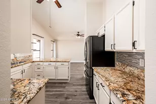2717 E Dry Creek Rd, Phoenix, AZ 85048 - Photo 20