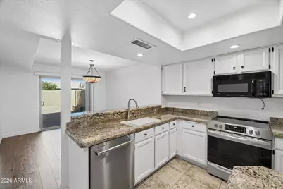 13826 S 41st Place, Phoenix, AZ 85044 - Photo 12