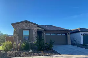 1651 W Paseo Way, Phoenix, AZ 85041 - Photo 2
