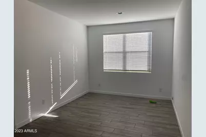1651 W Paseo Way, Phoenix, AZ 85041 - Photo 16