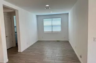 1651 W Paseo Way, Phoenix, AZ 85041 - Photo 14