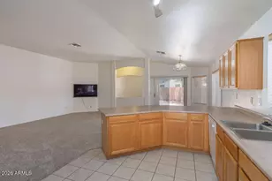 6762 W Del Mar Ln, Peoria, AZ 85381 - Photo 10