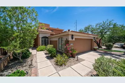 11225 N 11th Place, Phoenix, AZ 85020 - Photo 1