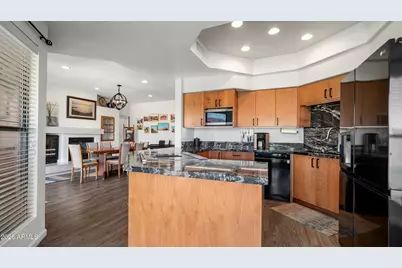 11225 N 11th Place, Phoenix, AZ 85020 - Photo 12