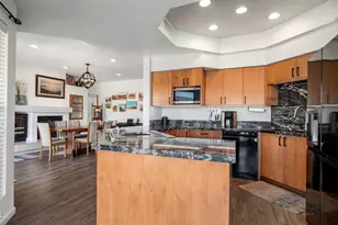 11225 N 11th Pl, Phoenix, AZ 85020 - Photo 12