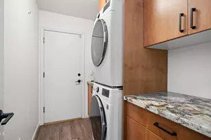 11225 N 11th Pl, Phoenix, AZ 85020 - Photo 34