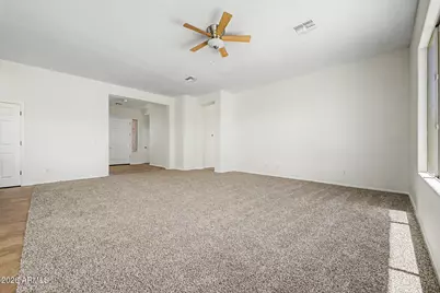 17767 W Desert View Lane, Goodyear, AZ 85338 - Photo 10