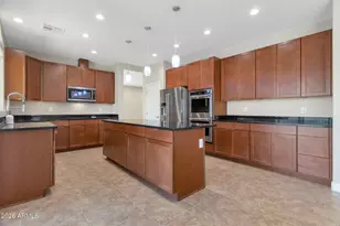 11971 W Patrick Ln, Sun City, AZ 85373 - Photo 6