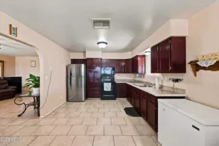 727 W 13th St, Casa Grande, AZ 85122 - Photo 4