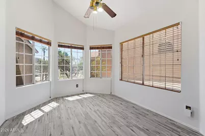 19050 N 30th Place, Phoenix, AZ 85050 - Photo 16