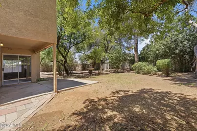 19050 N 30th Place, Phoenix, AZ 85050 - Photo 38